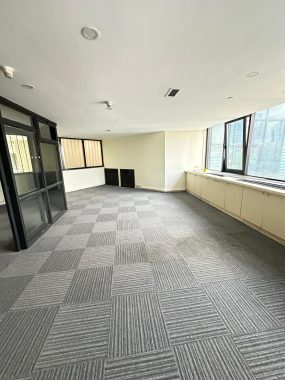 4bc6c049-7b76-470a-b9d7-748d292675ef